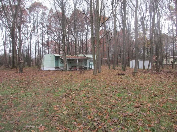 1697 Dennison Run Rd, Polk, PA 16342