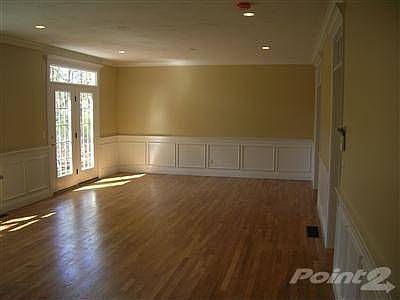 Greatroom/dining area