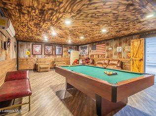 1319 N Cedar St, Brownfield, TX 79316