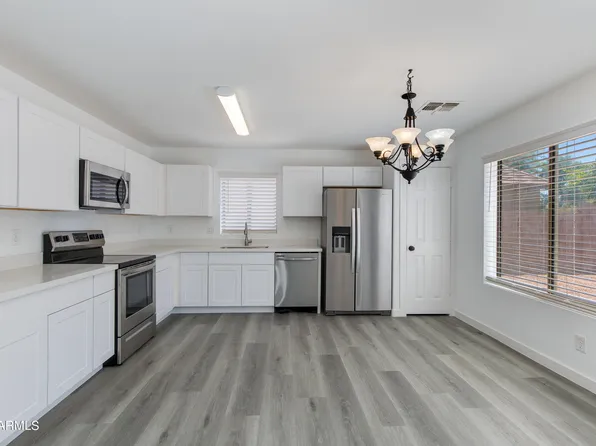 10609 W MONTE VISTA Road, Avondale, AZ 85392
