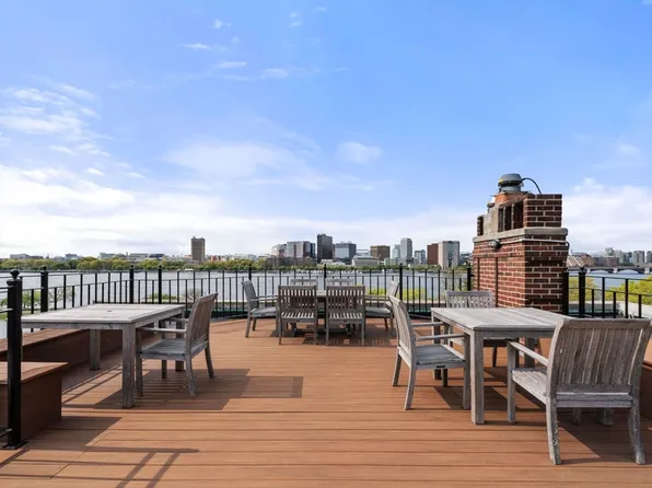 280 Beacon St #1, Boston, MA 02116