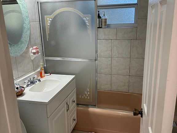 5th image of 5735 Lee Dr #A