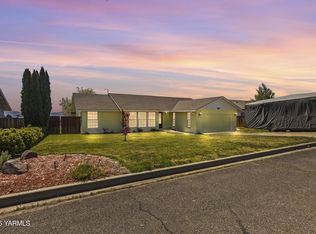 5602 Mount Clemens Way, Yakima, WA