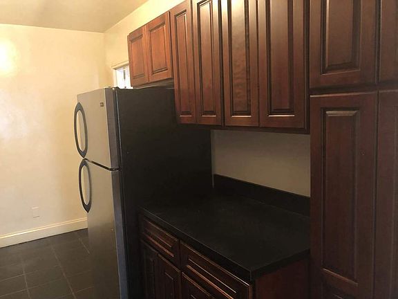 5th image of 14210 Roosevelt Ave APT 324