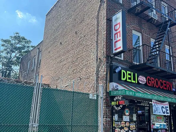 382 Avenue F, Brooklyn, NY 11218