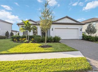 5755 Bluestar Ct, Lakewood Ranch, FL 34211
