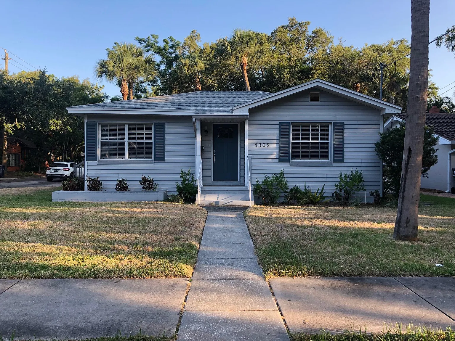4302 W Santiago St — Photo 1