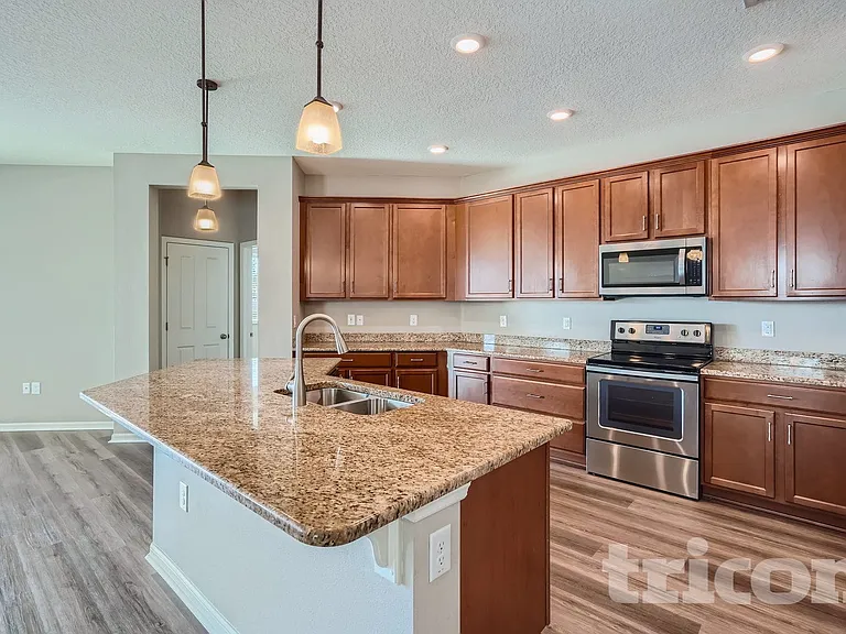 10514 Medford Lake Dr — Photo 5