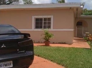 671 NE 141st St, North Miami, FL 33161