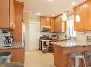 17 Meacham Rd APT 3, Cambridge, MA 02140