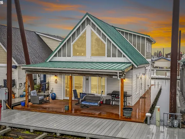 19609 NE Marine Dr #A-5, Portland, OR 97233