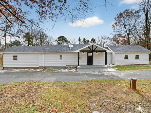 16 Nightingale Trail E, Wurtsboro, NY 12790