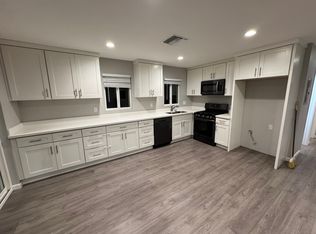 525 E D St #B, Ontario, CA 91764