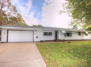 14897 Foxhill Ave N, Hugo, MN 55038