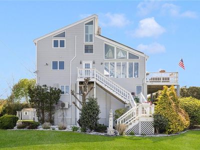 84 Dundas Ave, Warwick, RI, 02889