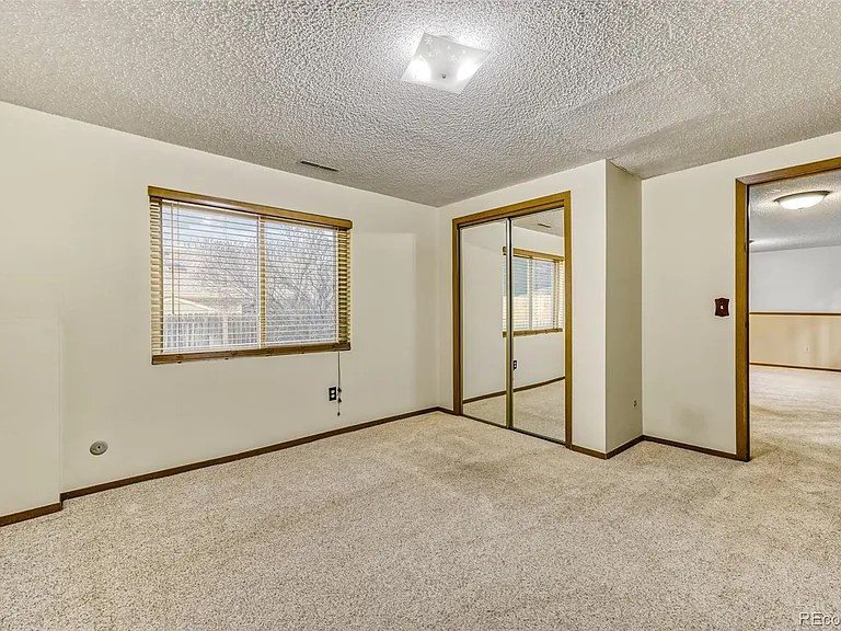 3354 S Kendall St — Photo 24