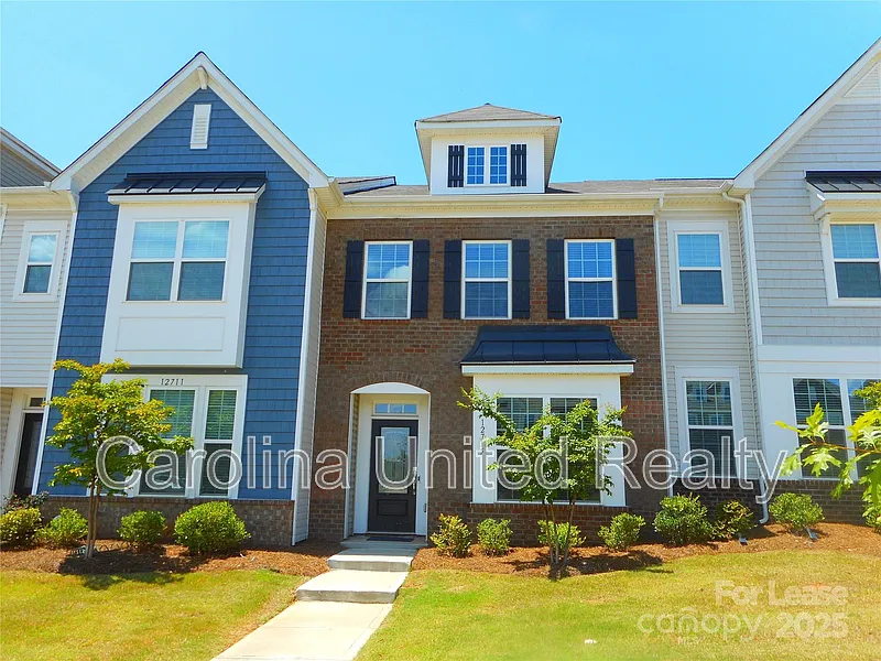 12715 Wandering Brook Dr