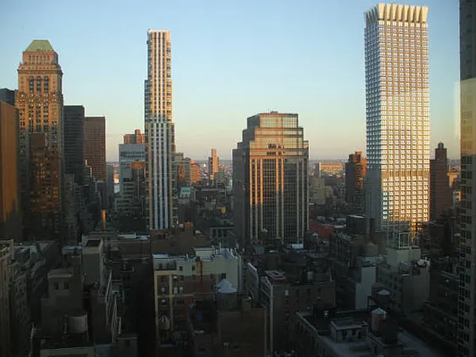 Rented by Level Group | media 69