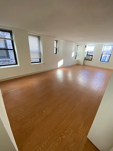 78 Westland Ave #404 Photo 1