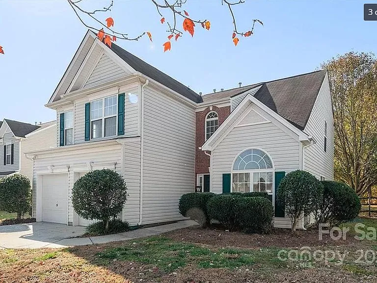 4613 Maple Crest Pl — Photo 31