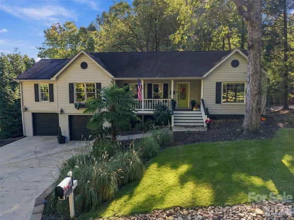 4131 Koala Cir, Tega Cay, SC 29708