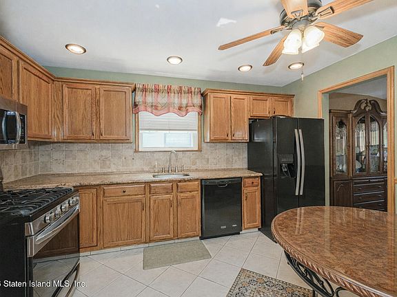5th image of 43 Colon St