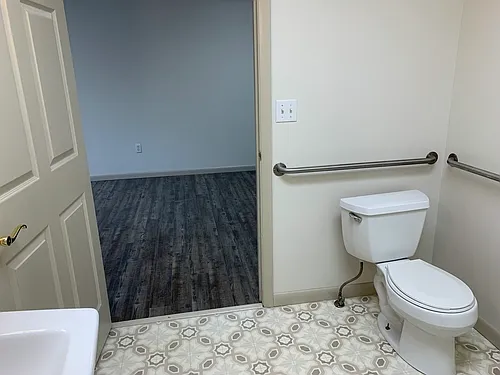501 S Main St — Photo 5
