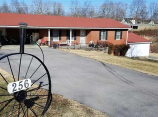 256 Nickell Heights Rd, Paducah, KY 42003