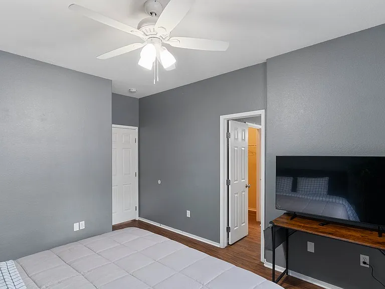 1217 Cove Palisades Dr — Photo 21