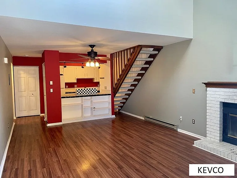 1601 W Swallow Rd #1J — Photo 3