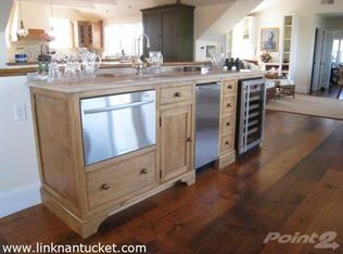 27 Hinckley Ln, Nantucket, MA 02554