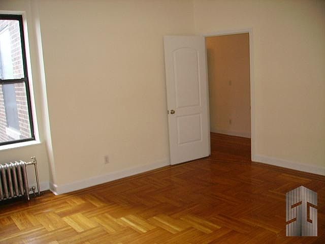 1st image of 921 Washington Ave APT 4f