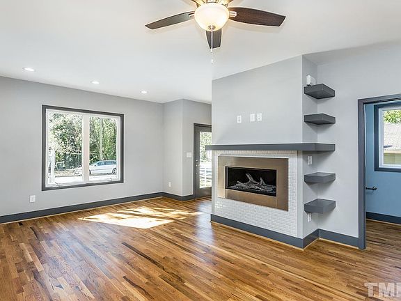 4th image of 305 Bragg St