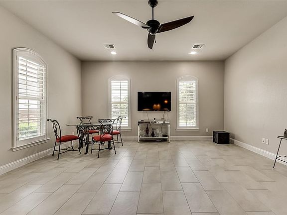 5th image of 1303 Cypress Creek Way