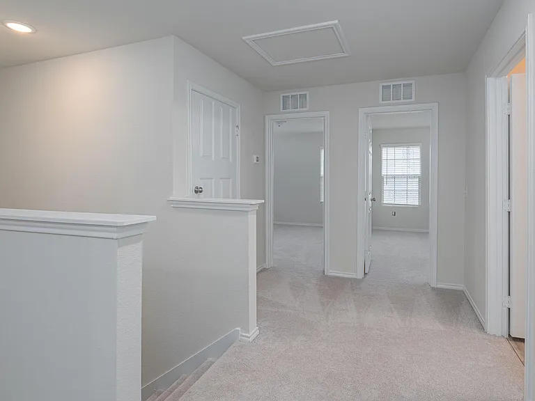 321 Hopson St — Photo 7