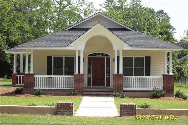 2nd image of 315 Tom Watson Way