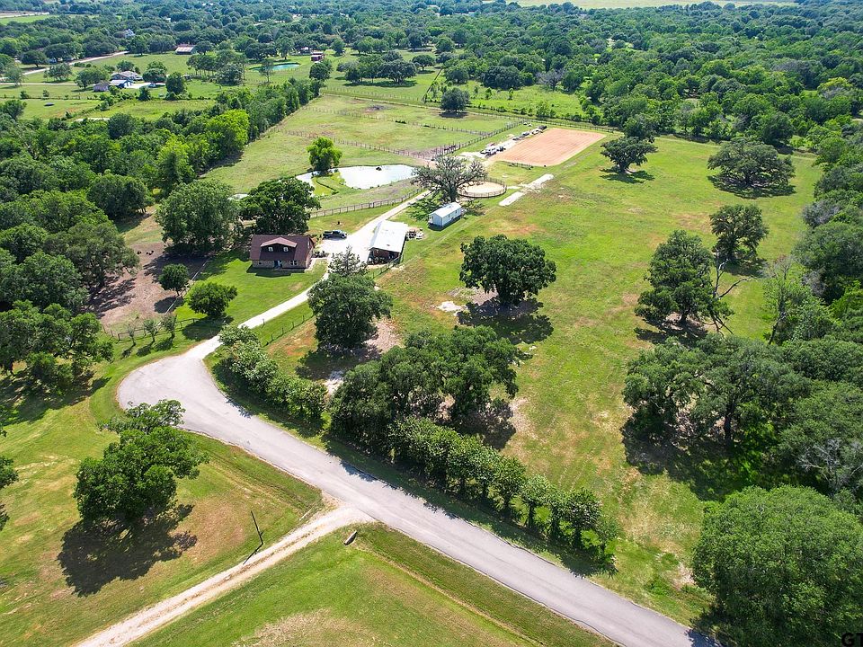 17910 Windmill Rd, Damon, TX 77430 | MLS #23008869 | Zillow