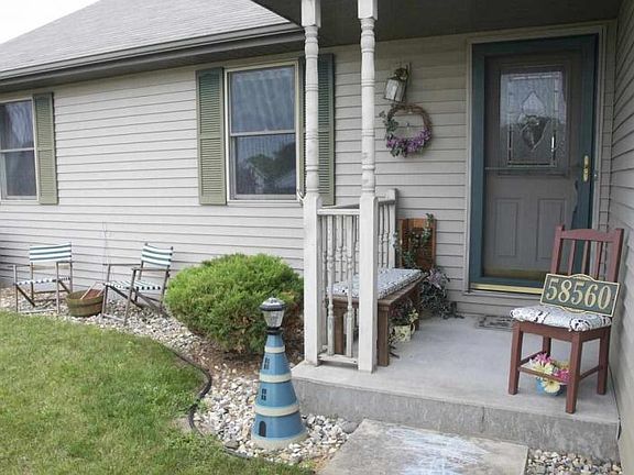 3rd image of 58560 Sunlit Blvd