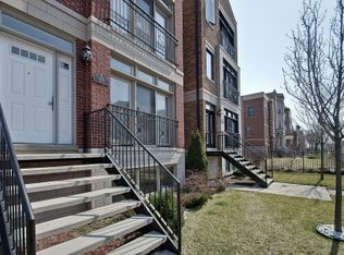 6345 S Ingleside Ave, Chicago, IL 60637