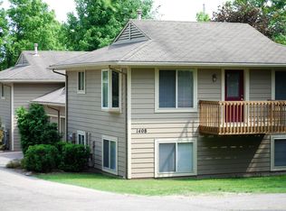 1410 Traver Rd, Ann Arbor, MI 48105