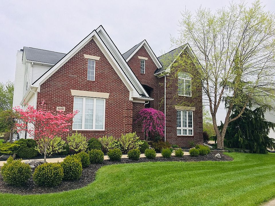 1st image of 9119 Chambord Dr