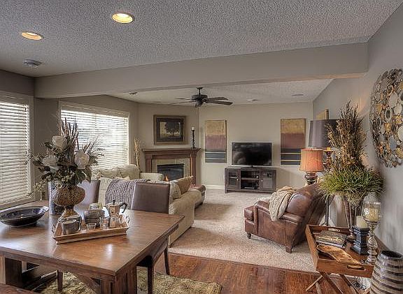 2nd image of 3288 N Lakewood Trl