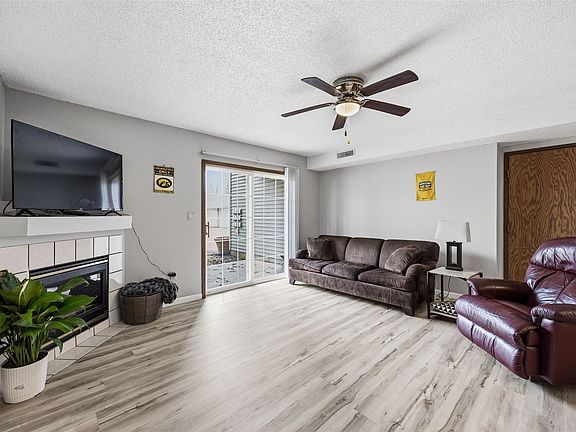 2nd image of 86 Westside Dr #86