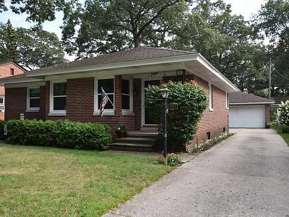 2nd image of 1357 Beardsley Ave
