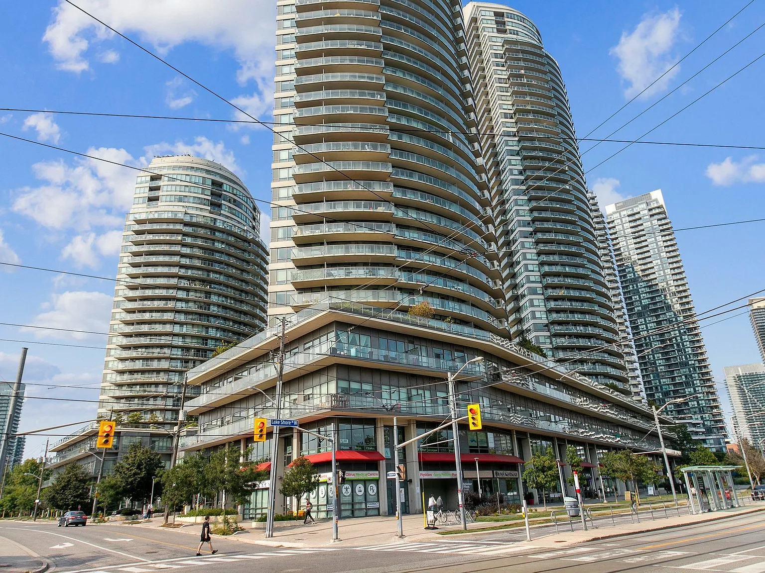 2 bed, $2,800 — Photo 2