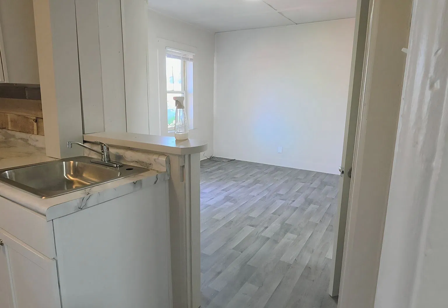 215 Wisconsin St — Photo 3