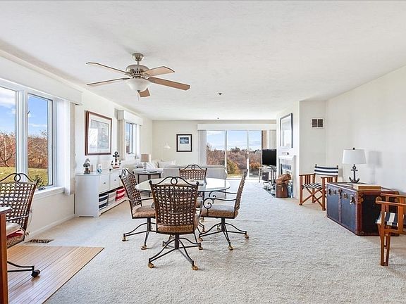 5th image of 25 Highland Ter APT 2512