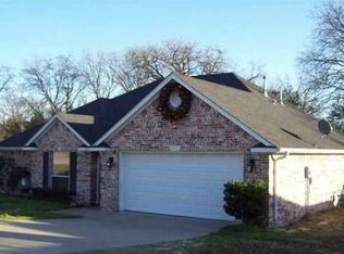 805 Jack Dr, Lindale, TX 75771