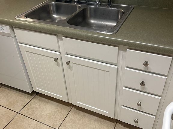 3rd image of 3940 Cherokee Woods Way APT 205