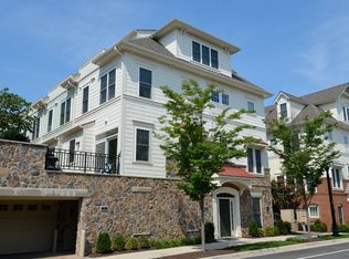 1926 N Vance St, Arlington, VA 22201